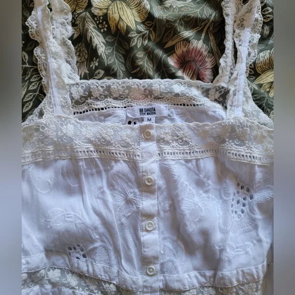 BB Dakota by Steve Madden White Lace Blouse - Picture 9 of 9